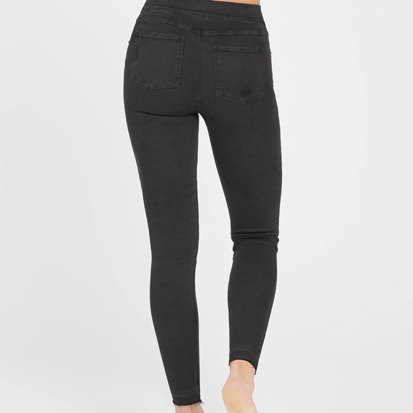 Spanx Black Distressed Pull On Skinny Jeans - Picture 4 of 9
